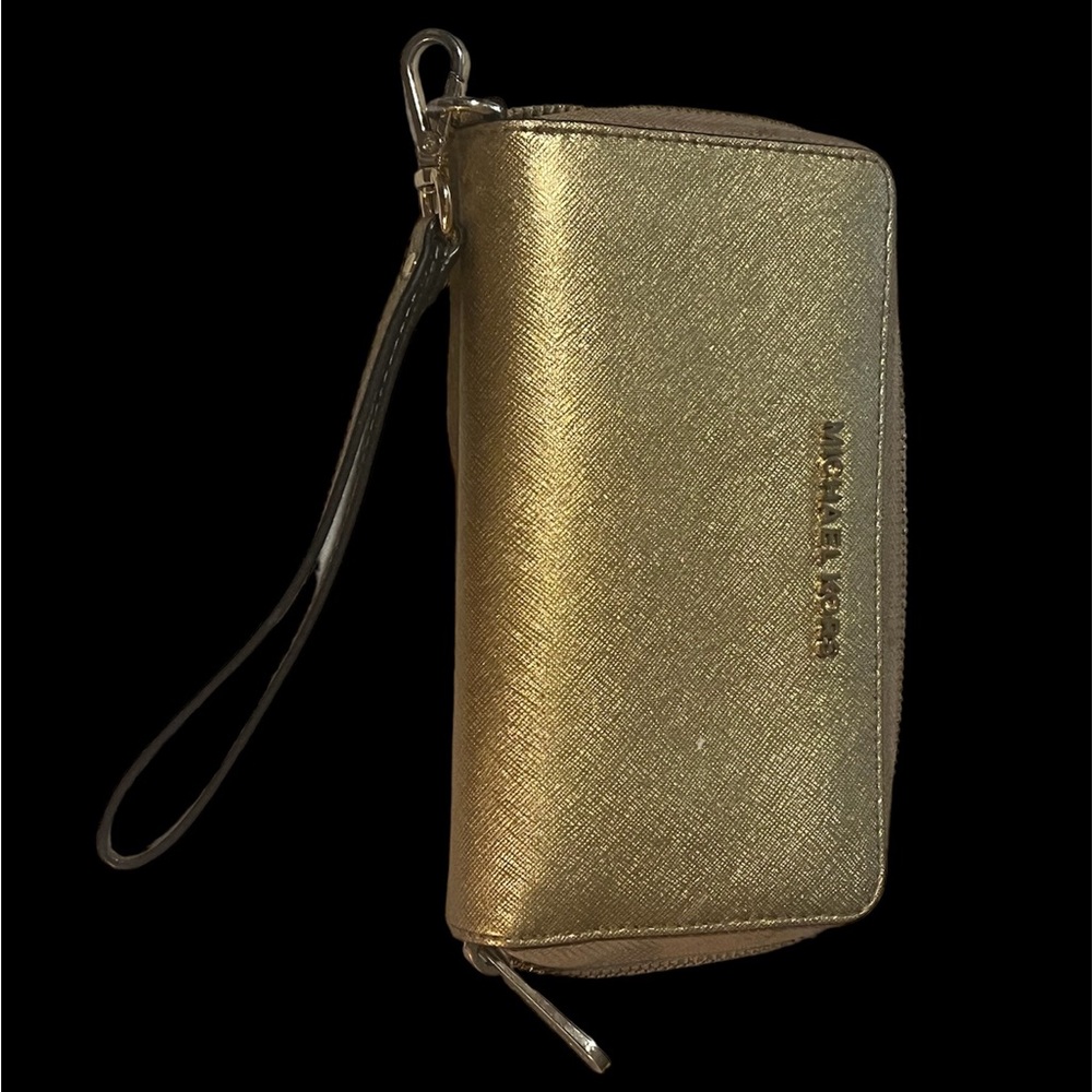 Authentic Michael Kors Smartphone Wristlet